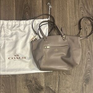 Coach Gray Leather Shoulder Bag